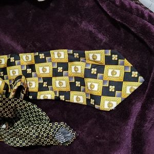 Gianni Versace Blavk and yellow tie